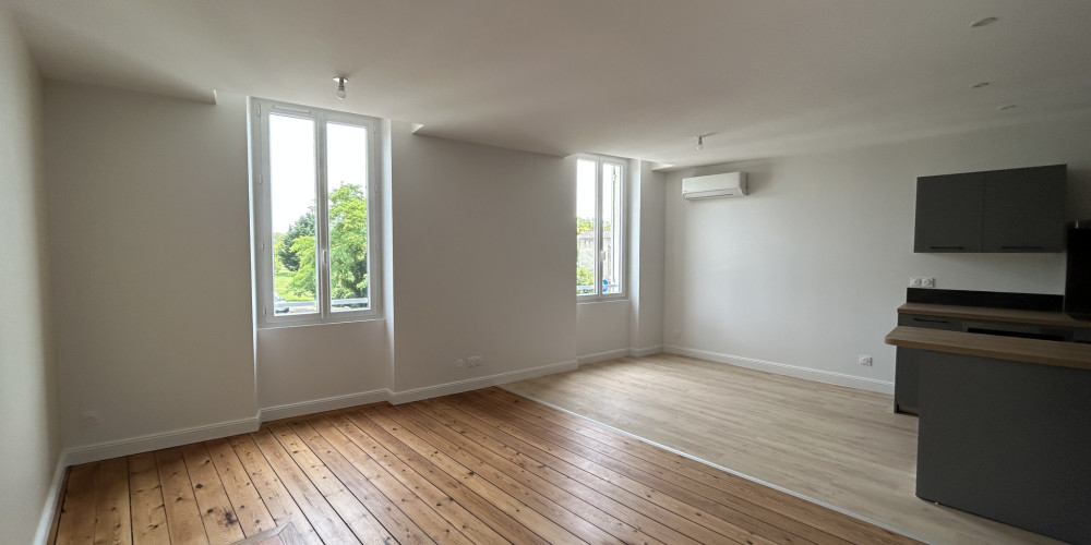 maison à LE PASSAGE (47520)